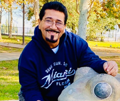 Male age 40 looking for a room in Orange CA Main Photo