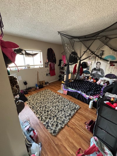 Bedroom for rent in North Park 2bd 1bth Apt Main Photo