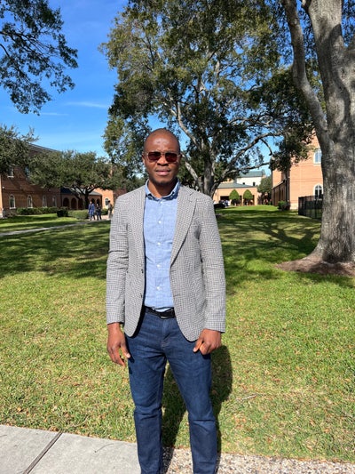 Room wanted in Houston Main Photo