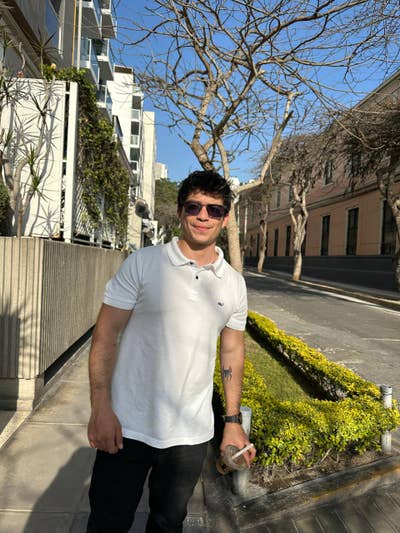 Room wanted in Miami, FL Main Photo