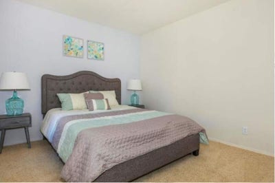 Roommate Wanted – Peaceful 2 Bed / 2 Bath (private Main Photo