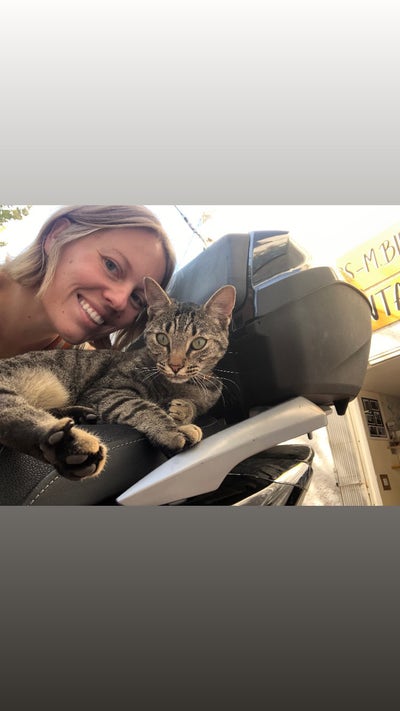 Student looking for Echo Park room to rent now Main Photo