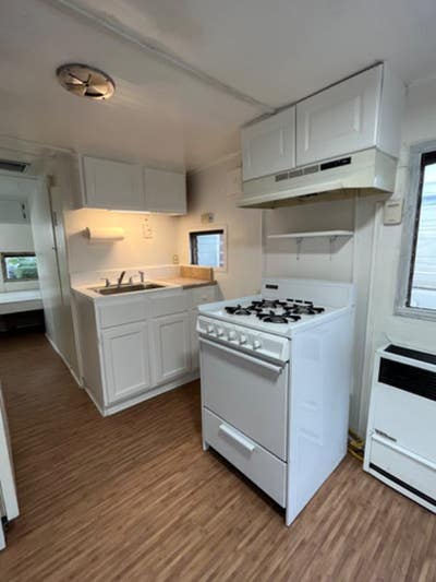 Mobile home 1 bdrm 1 bath for rent completely remo Main Photo