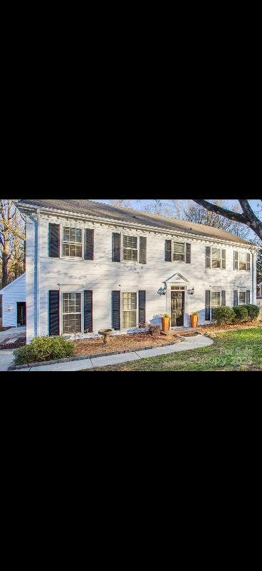 Master Br with Private Bathroom Fully Furnished U Main Photo