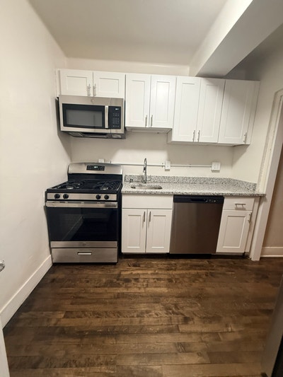 Beautiful 1 BR Main Photo