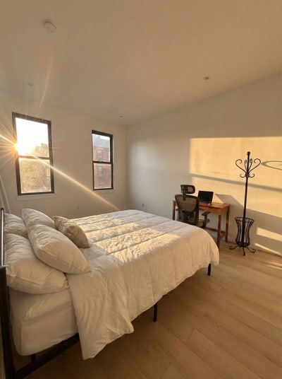 Looking for Someone to Move March 1St Main Photo