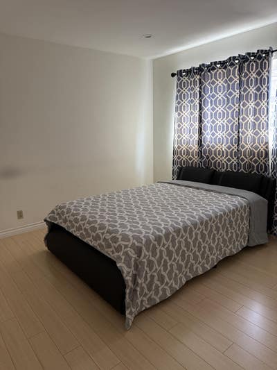 Student Housing in East Pasadena Main Photo