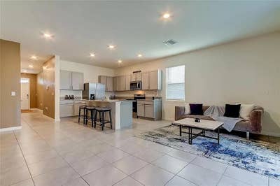 Room for Rent — Wesley Chapel Townhouse | $1,100 Main Photo