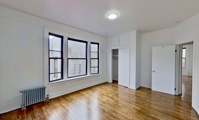 Massive Rooms  Rent - 5Br/ 1Ba -W & D- March   Main Photo