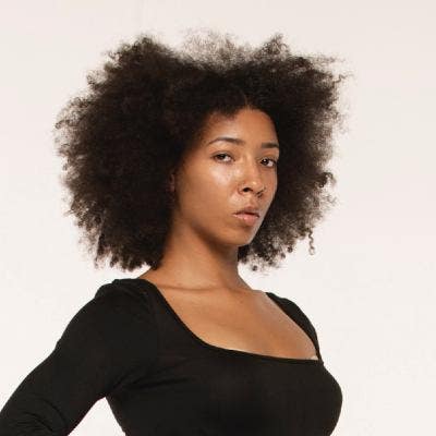 Looking for a room Main Photo