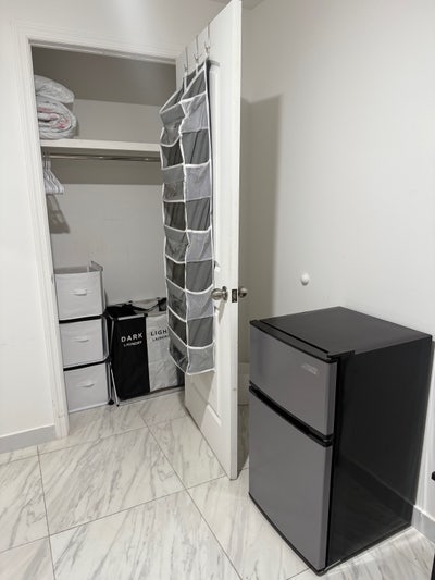 Walkout Basement In Whitestone  Main Photo