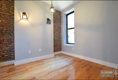 Available Room in Bedford-Stuyvesant Main Photo