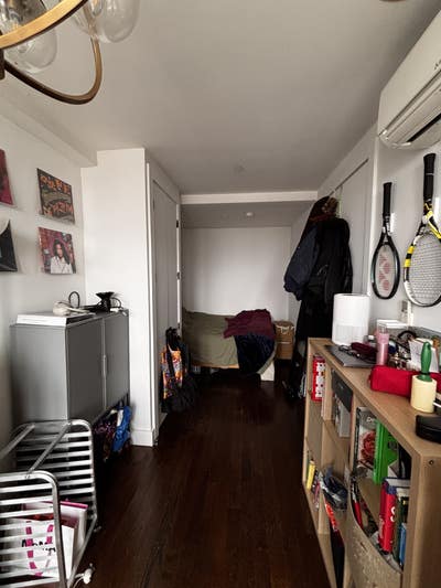 Large Room w/ Balcony for Rent Main Photo