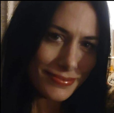 Responsible woman looking for a room in LA Main Photo