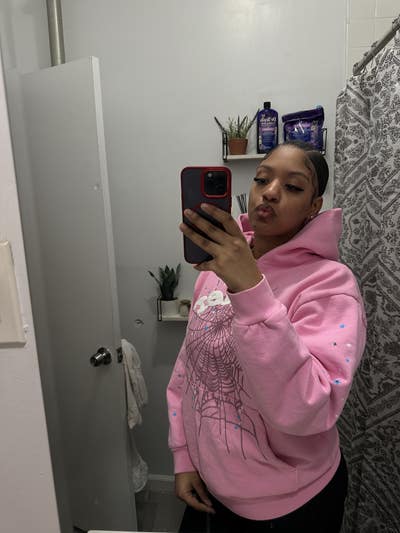 Room wanted in Bronx, NY Main Photo