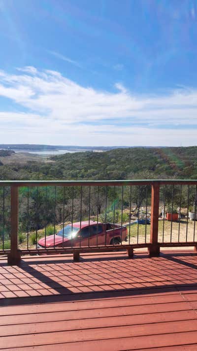 Charming Cabin on the outskirts of San Antonio Main Photo