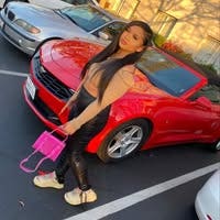 Reliable female looking for LA room ASAP Main Photo