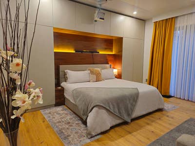 Executive King Room in Capitol Hill Home w/Hot Tub Main Photo