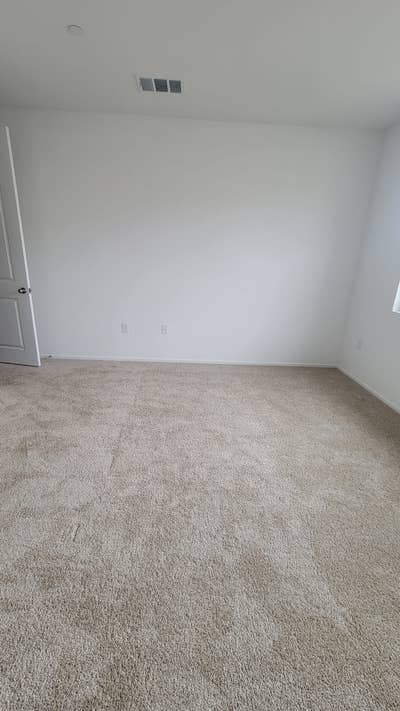 Room for Rent  Main Photo