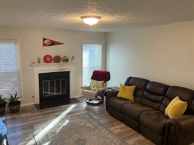 Furnished room with shared condo.  Great location  Main Photo