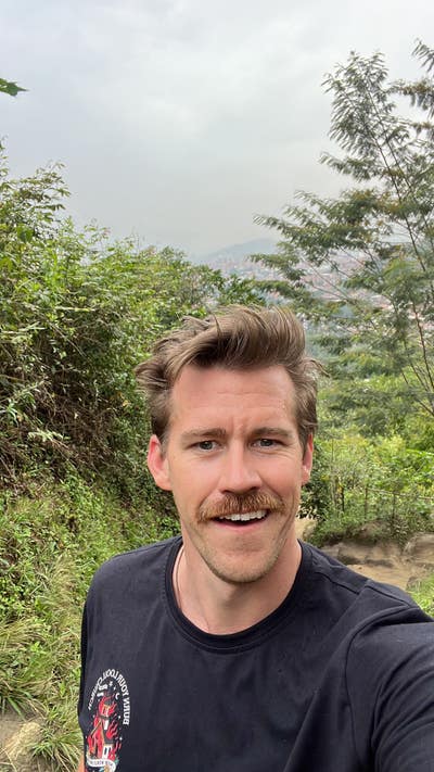 35 year old male looking for a room in LA Main Photo