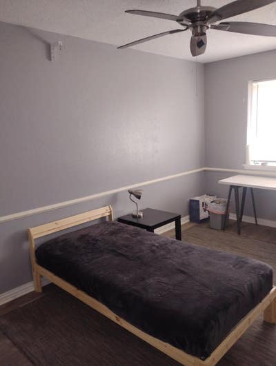 Single master bedroom  Main Photo