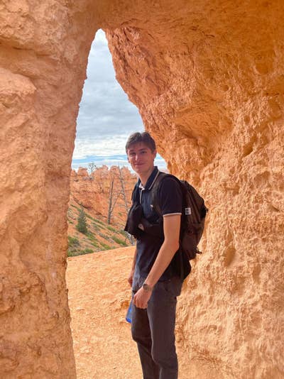 Student looking for a room close to Pasadena Main Photo