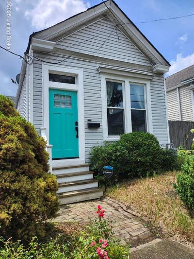 Across the street from Preston Park and close to U Main Photo