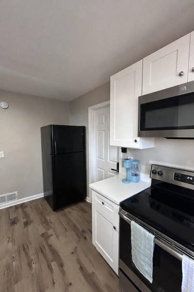  Newly Renovated in Elmco Estates Atlanta  Main Photo