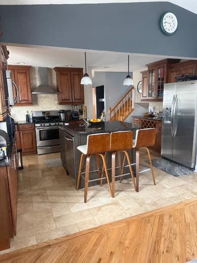 Private Rooms for Rent in Large Furnished Home w  Main Photo