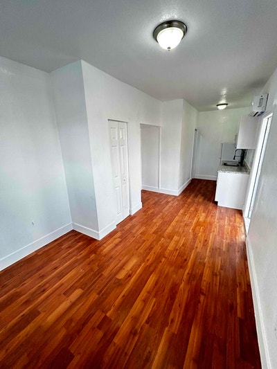 In law by bird rd and 826 (palmetto) westchester Main Photo