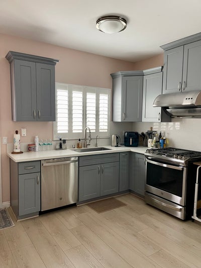 Private room with bathroom for rent (female preferred) Main Photo