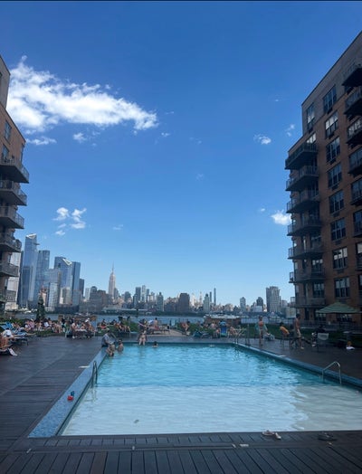 Looking for Female Roomate in Uptown Hoboken Main Photo