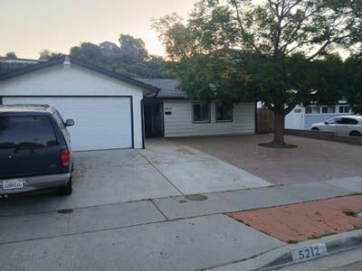 Room for rent Main Photo