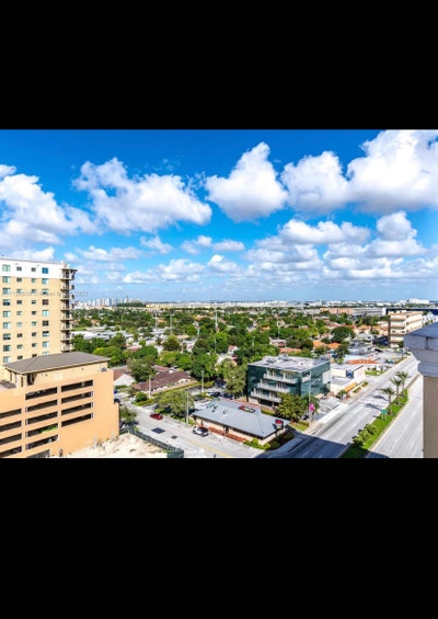 Master bedroom for rent near Airport & Coral Gable Main Photo