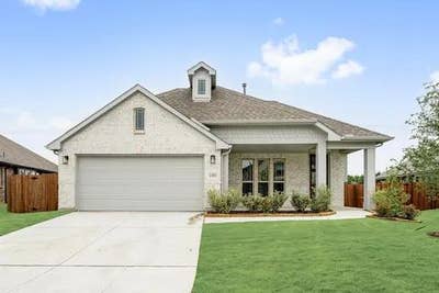 Spacious Private Rooms Available!  Main Photo