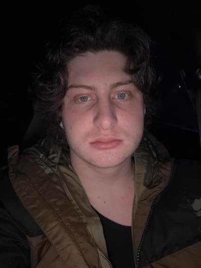 Student looking for a room in Northridge now Main Photo