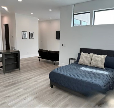 Cozy Studio Apartment  Main Photo