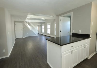 Private Room in 2 Bedroom, 1.5 Bath Appt Main Photo