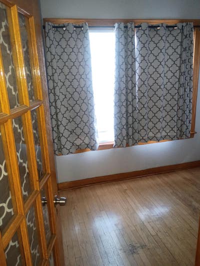 Looking for responsible tenant for room rental Main Photo