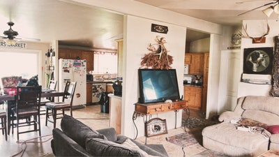 Room For Rent  Main Photo