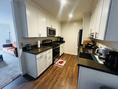 Private bedroom and bathroom available March 1 in  Main Photo