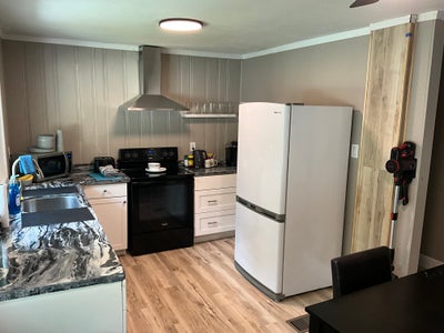 Nice Quite 4 Bed 2 Bathroom House, remodeled.  Main Photo