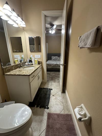 Private Furnished Bedroom In Luxury Home – Long-Te Main Photo