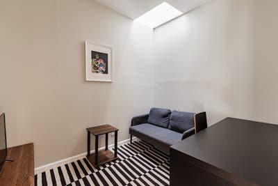 4 bed in Prospect Lefferts Gardens on a flexible l Main Photo