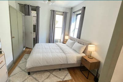 1 bed in Columbus Circle on a flexible lease Main Photo
