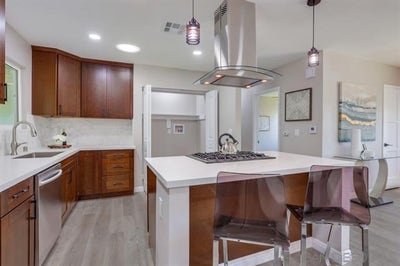 Room available  Main Photo