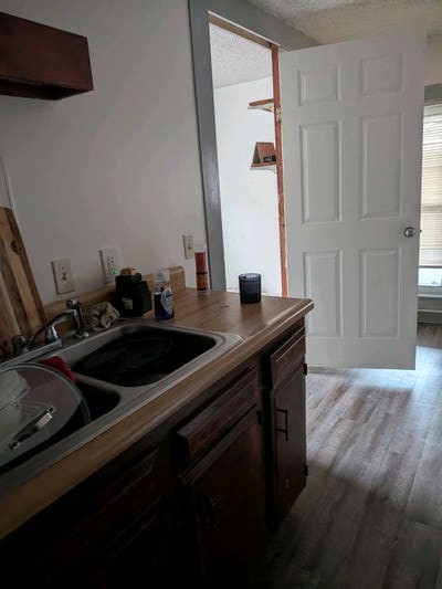 Looking for a Roomate in olean Main Photo