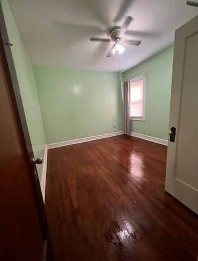 Room for rent Belmont cragin Main Photo