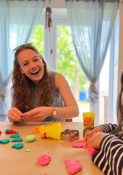 British UN intern looking for a place to call home Main Photo